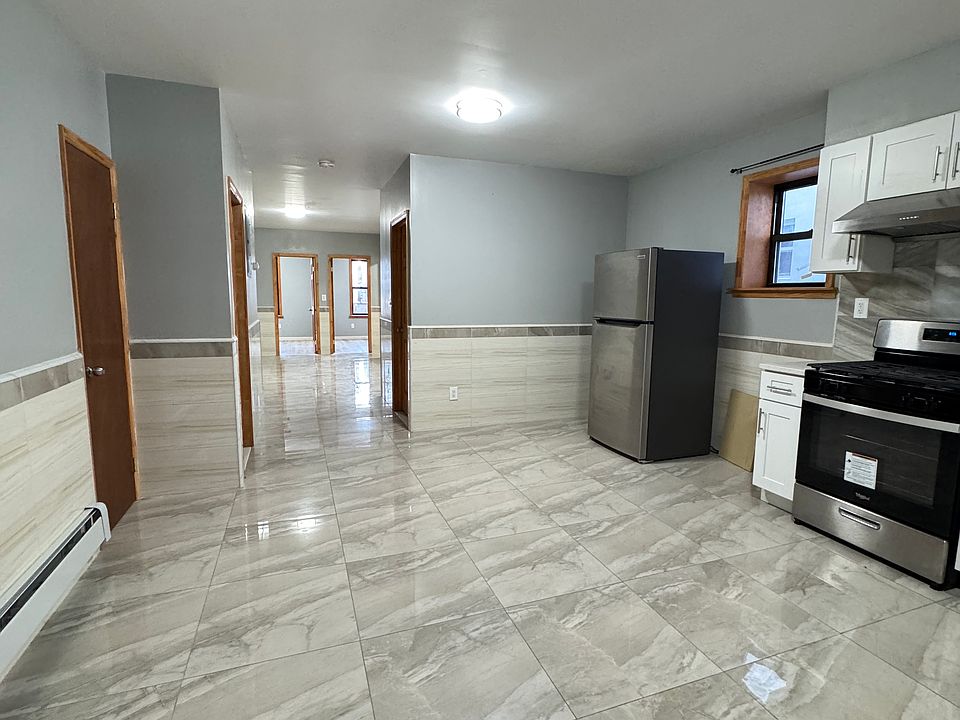 1st image of 956 77th St #1
