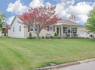 109 Summit Dr, Bellefontaine, OH 43311