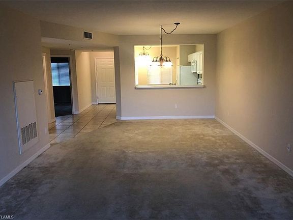 2nd image of 10010 Maddox Ln APT 118