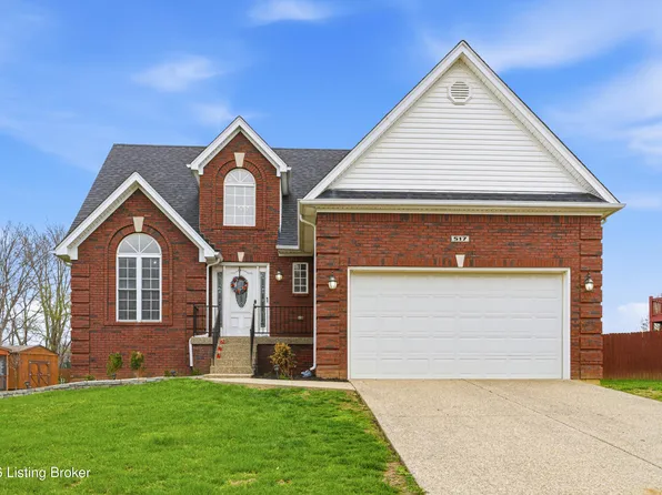 517 Chieftain Dr, Fairdale, KY 40118