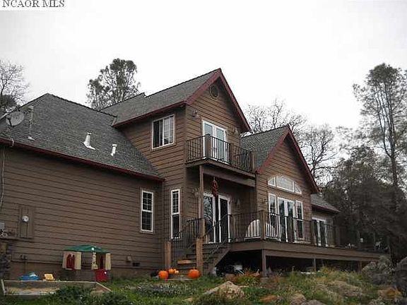 2nd image of 15177 Willow Wood Ln