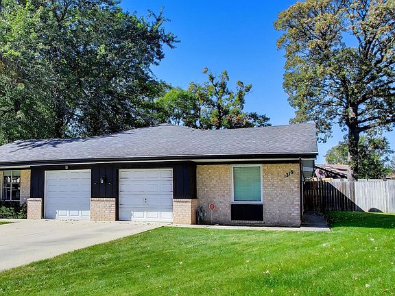 2nd image of 1316 Beverly Ln