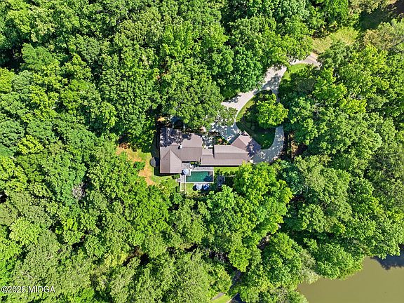 2nd image of 6875 Colaparchee Rd