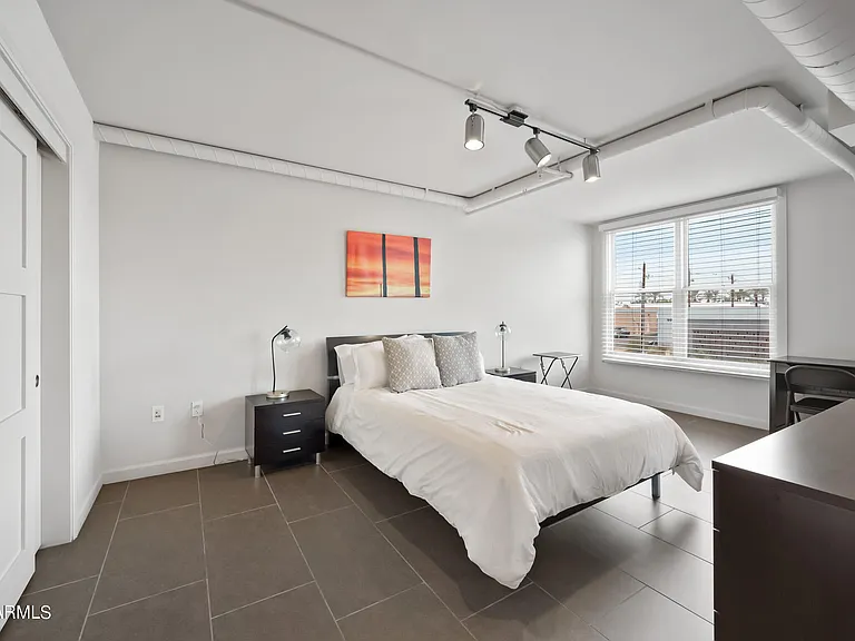 535 W Thomas Rd #212 — Photo 17