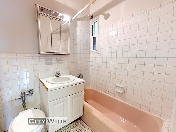 4th image of 416 E 81st St APT 2A