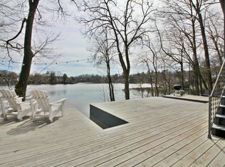 279 Lake Dr, Lake Peekskill, NY 10537