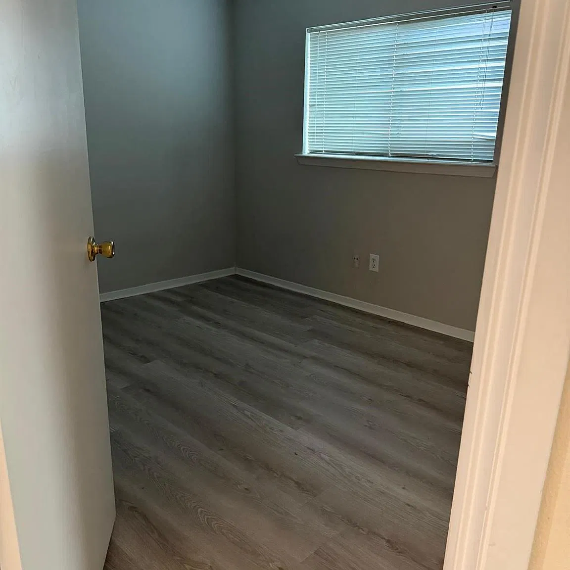 3 bed, 4.0 bath, 1176 sqft, $1,750 — Photo 3