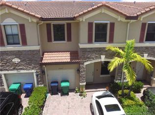 16467 SW 42nd Ter, Miami, FL 33185