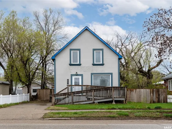 453 LILLOOET STREET W, Moose Jaw, SK S6H 4Z4