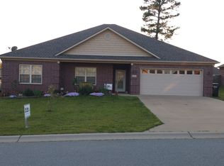 417 Sandlewood Dr, Benton, AR 72015