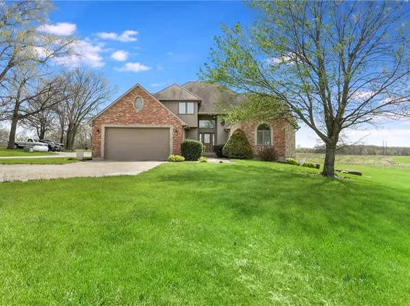 7306 Golden Belt Rd, Odessa, MO 64076