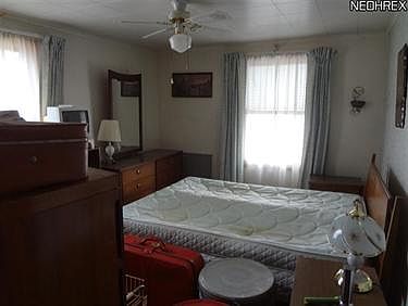 4th image of 1776 Sheridan Ave NE