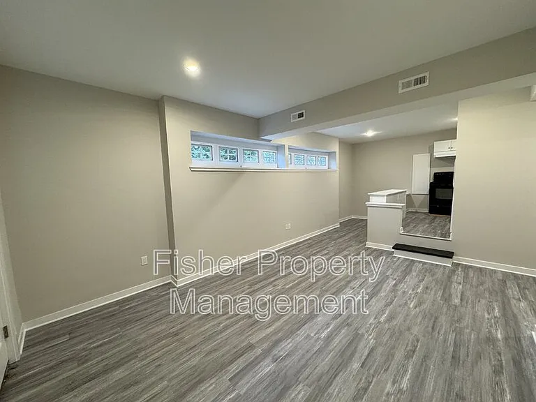 615 Albemarle St #C — Photo 7