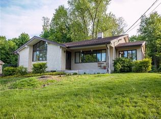 45 Midland Ave, Central Valley, NY 10917