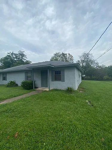 1330 Fuller Rd Photo 1