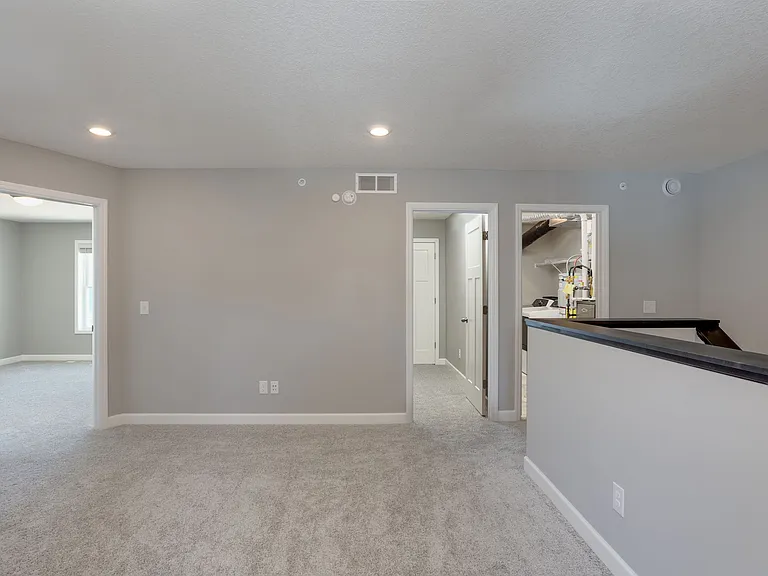 1142 Middlefield Rd — Photo 18