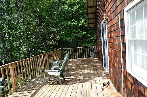 4th image of 127 Skywood Ln