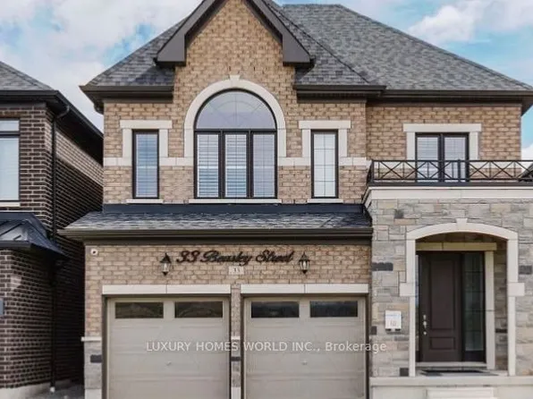 33 Beasley St, Whitby, ON L1P 0G5