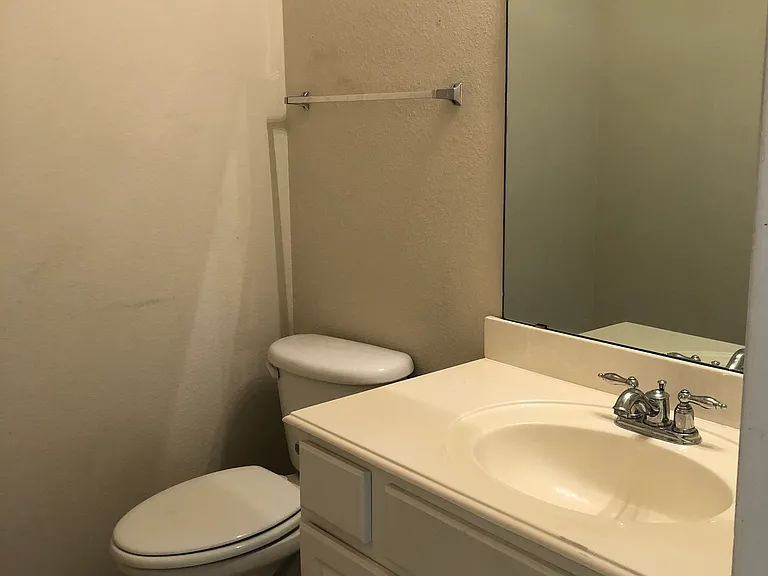 8304 Hitching Trl — Photo 19