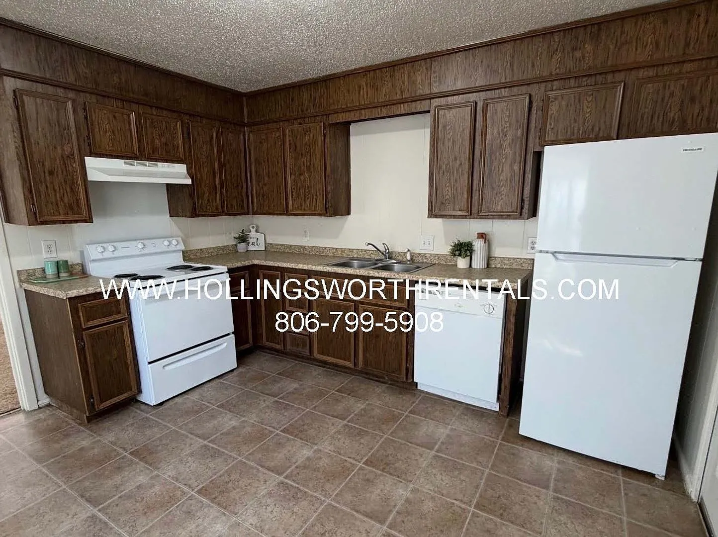 2 Bedroom 1 Bath House in Tech Terrace — Photo 4