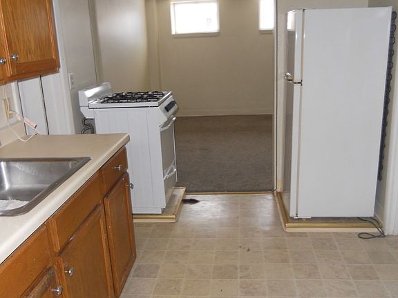 3rd image of 2271 Elmwood Ave APT 10