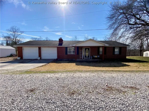 89 Stump Ln, Millwood, WV 25262