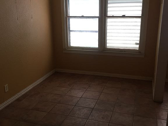 2nd image of 792 Collingswood Dr