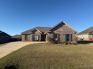 11 W Spanish Oaks, Sumrall, MS 39482
