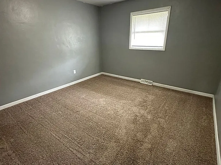 29936 & 29938 Cardinal Avenue — Photo 4