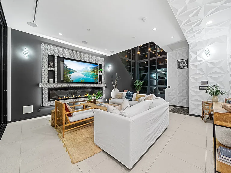838 California Ave — Photo 32