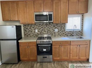 1135 E 12th St APT 5, Long Beach, CA 90813