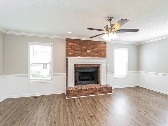 5th image of 2032 Pine Needle Ct