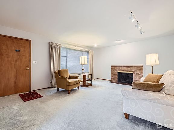4th image of 13053 35th Avenue NE