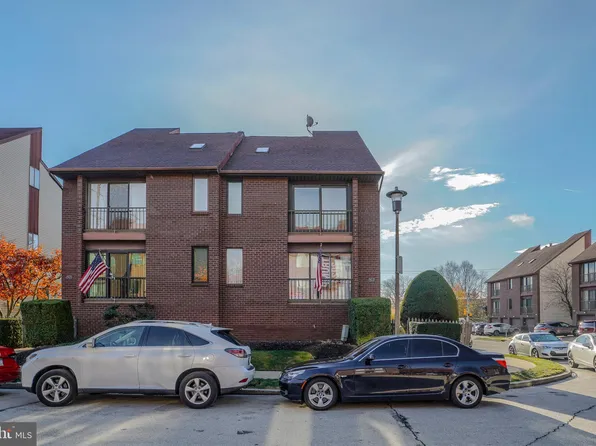 9523 James St #1B, Philadelphia, PA 19114