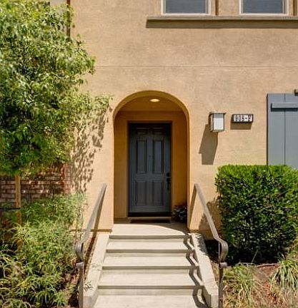 3rd image of 908 N Bouquet Ct Unit F