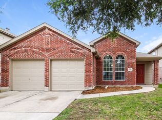 1118 Partridge Dr, Aubrey, TX 76227