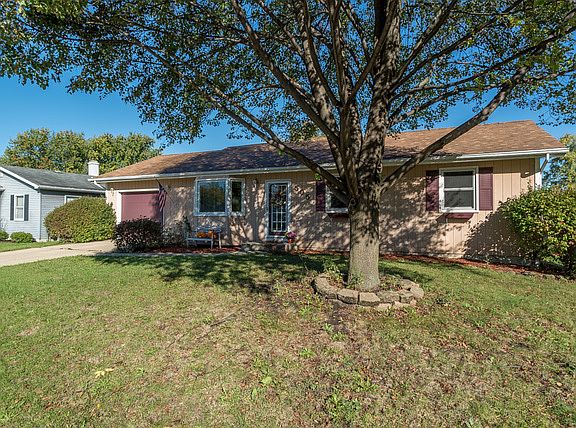 2nd image of 505 Cherrywood Dr