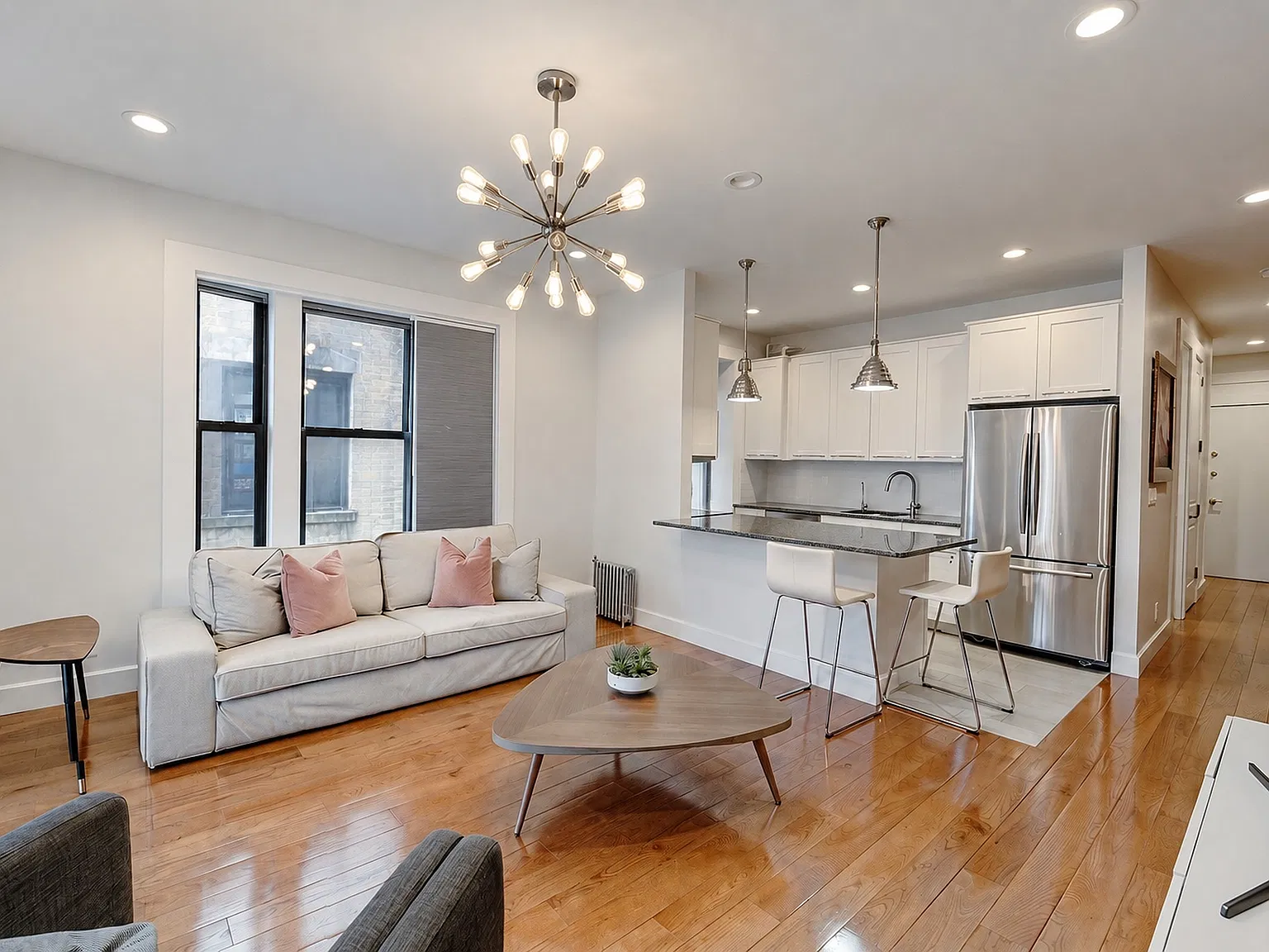160 Wadsworth Avenue — Photo 2