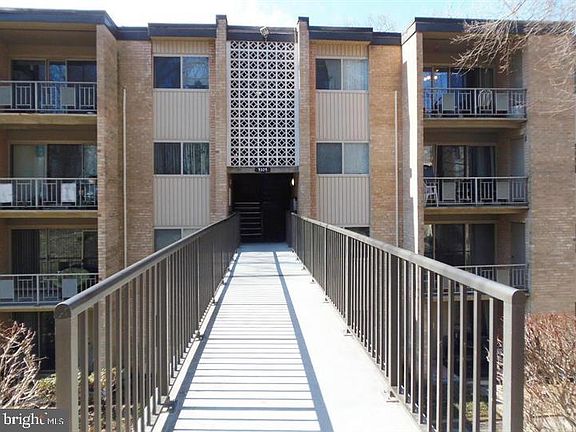 2nd image of 5105 Crossfield Ct #327