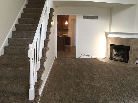 3rd image of 10227 W 86th Ter #10229