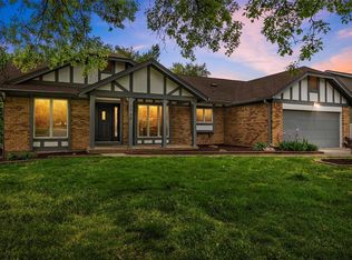 2730 Sherborn Ln, Saint Charles, MO
