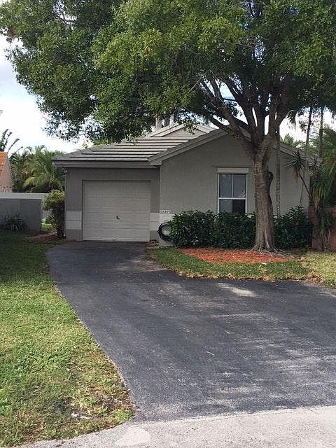 1st image of 18495 NW 22nd St