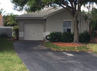 18495 NW 22nd St, Hollywood, FL 33029