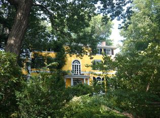 11 Powell St, Brookline, MA 02446