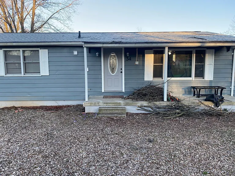 34 Boxwood Ln #1 — Photo 1
