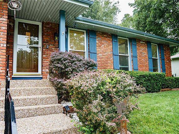 4th image of 9730 NW Overhill Dr