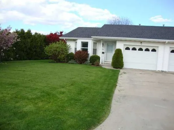 220 Ironton St, Wauseon, OH 43567