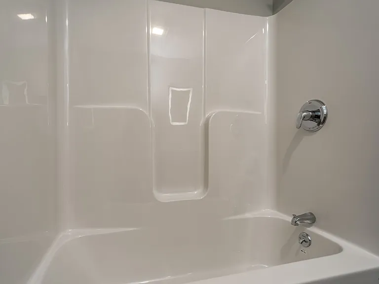 145 King St — Photo 16
