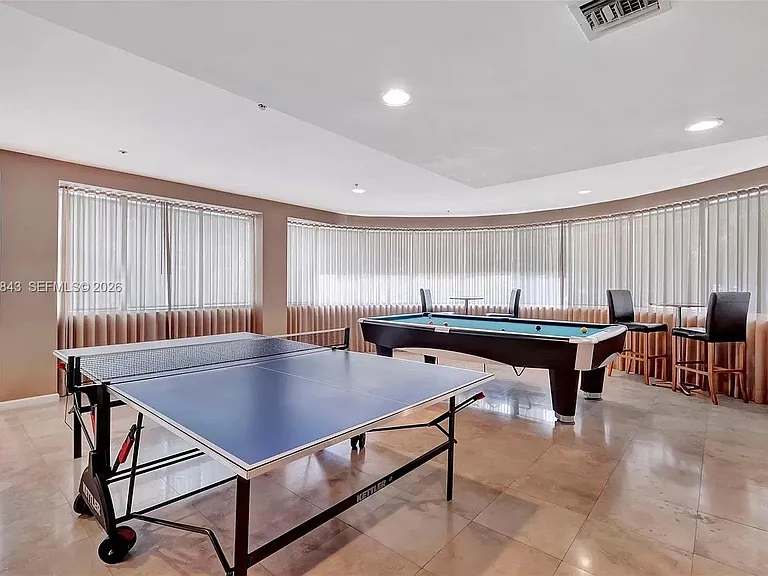 2699 Tigertail Ave #14 — Photo 26