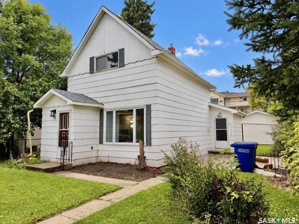 611 6th Street, Humboldt, SK S0K 2A0